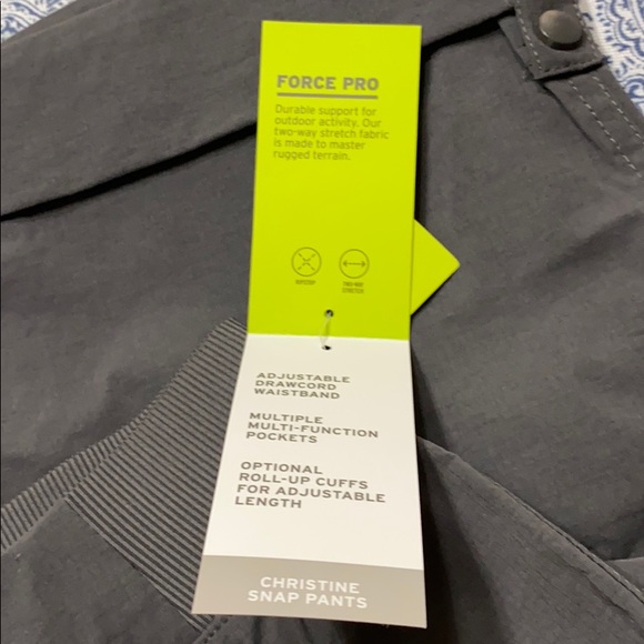 Eddie Bauer Capri pants - Picture 3 of 7